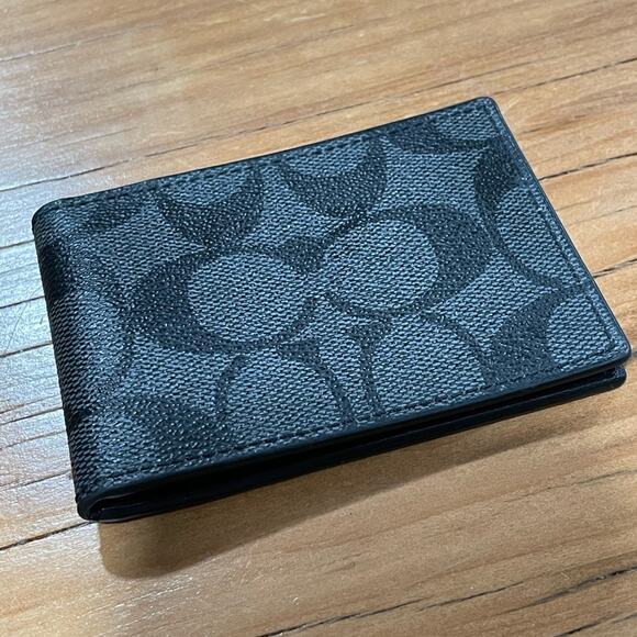 Men’s Coach Mini Bifold Wallet Like New - Picture 1 of 4